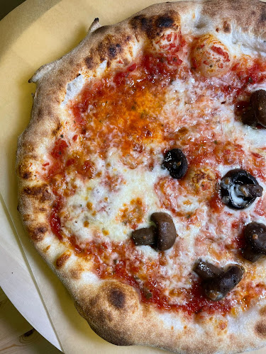 פיצה קארינה