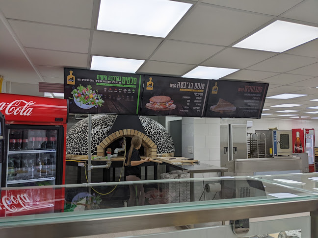 שדרות ההסתדרות 82, חיפה