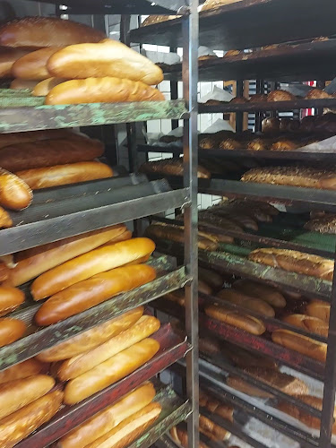 Opinii despre בית הלחם והמאפה în קרית גת - הסעדה
