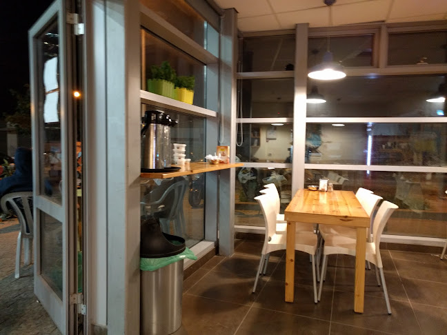 חומוס אליהו בני ברק - בני ברק