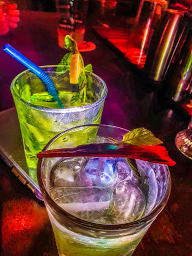 Opinii despre Eli's Pub-אליס פאב în חיפה - הסעדה