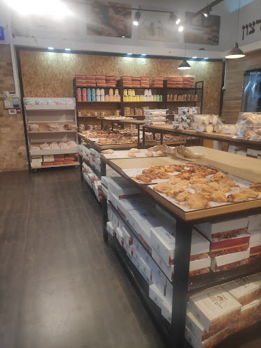 האיילון 12, לוד