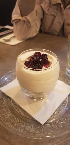 גוסטו - הסעדה