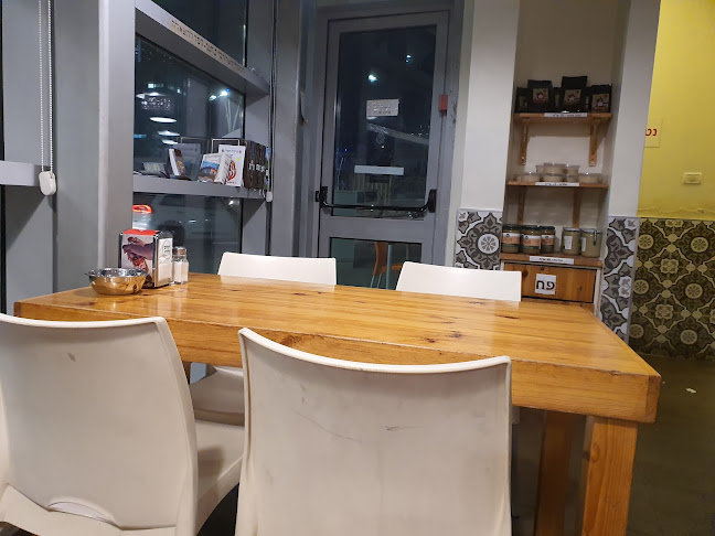 Opinii despre חומוס אליהו בני ברק în בני ברק - הסעדה