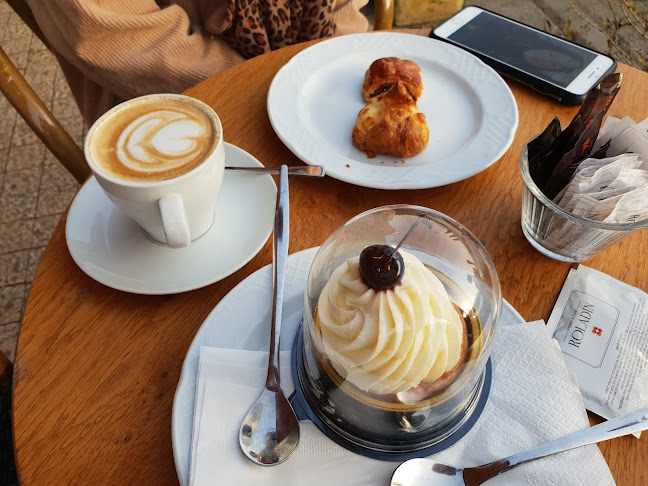 רולדין ראש פינה - הסעדה