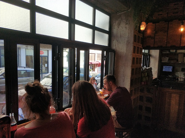 Comentarii opinii despre בורגר מרקט מחנה יהודה Burger Market