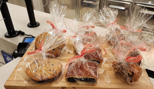 Comentarii opinii despre מאפיית לחמים - דיזנגוף