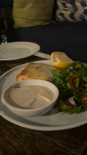 יאסו מסעדה יוונית - הסעדה