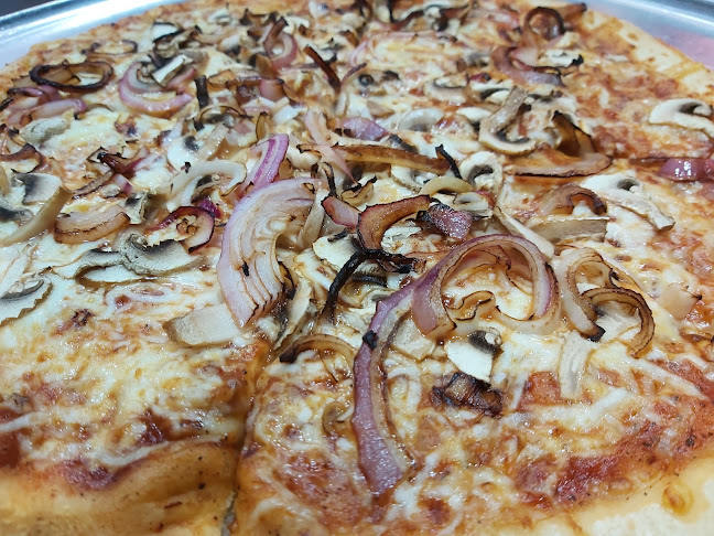 פיצה שמש בהכשר העדה החרידית - הסעדה