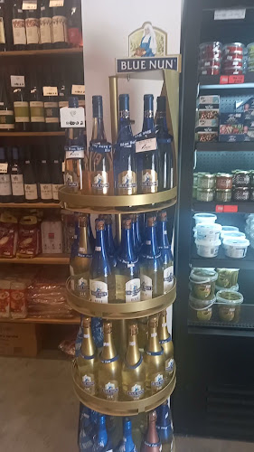 מעדניית האחים