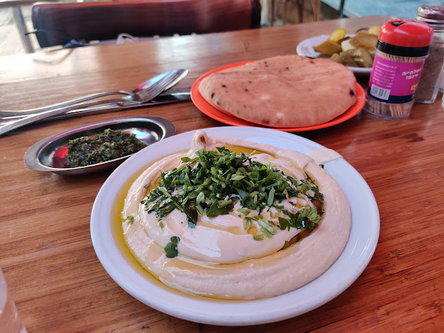 עזורה - הסעדה