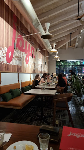 ג׳ויה ראש פינה - הסעדה