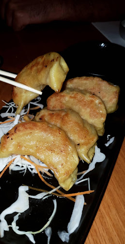 ניני האצ'י - הסעדה