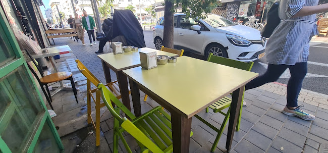 מונאר - הסעדה