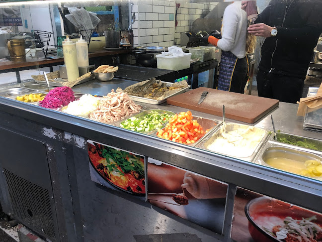 Opinii despre עאיישה - אוכל, שתיה, חברים - Ayesha - falafal bar în ירושלים - הסעדה