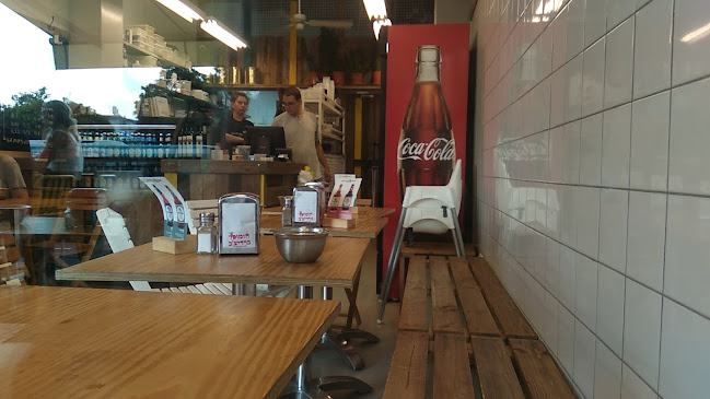 חומוס ברדיצ’ב זיו - נוה שאנן כשר למהדרין בהשגחת הרב מחפוד - חיפה