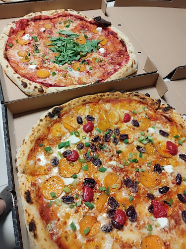 Opinii despre יש פה פיצה în נהריה - הסעדה
