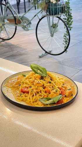 בית קפה סוכר - הסעדה