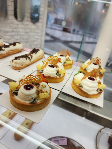 Tres jolie - הסעדה