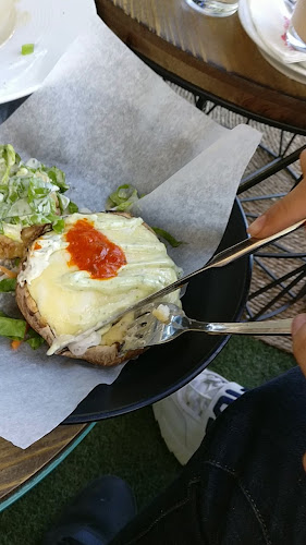 חנה'לה - הסעדה