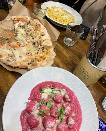 Piazza Grande - פיאצה גרנדה מסעדה איטלקית כשרה - תל אביב-יפו