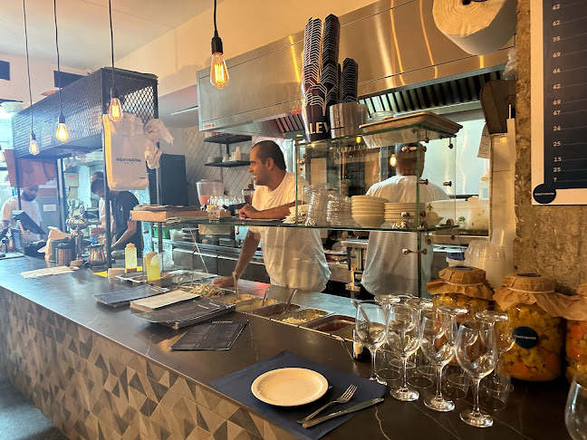 הלבנטיני - הסעדה