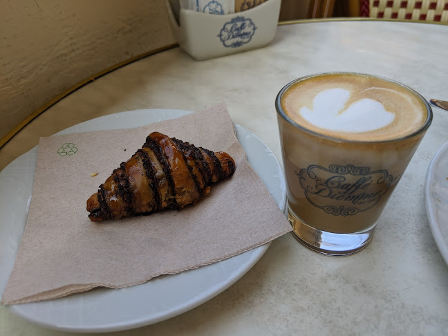 Comentarii opinii despre דלאל הקונדיטוריה