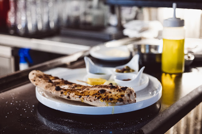 Donna La Cucina Italiana