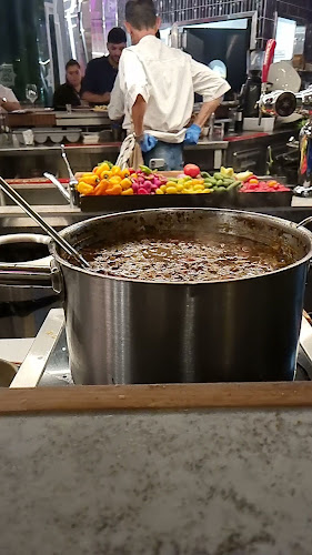 אושפלאו | Oshpalao - בר אוכל אוזבקי - הסעדה