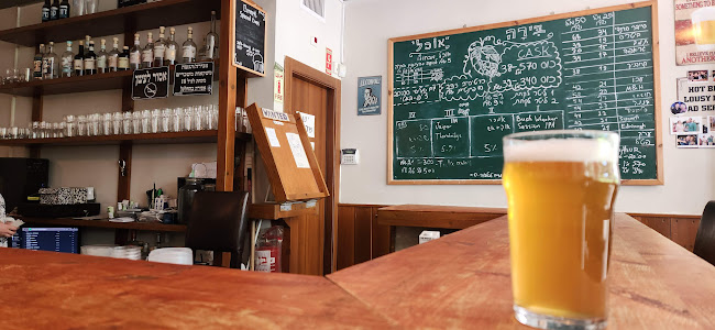 Benny's Cask Ale Pub