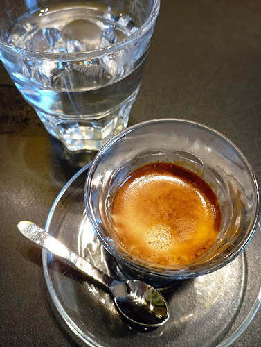 Opinii despre COFFEELAB | קופילאב - קליית קפה ארטיזן în תל אביב-יפו - הסעדה