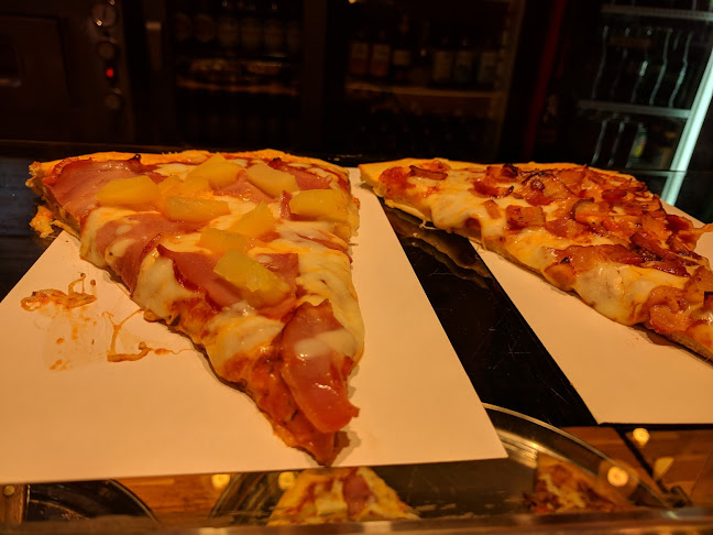 צ'ילי פיצה - הסעדה