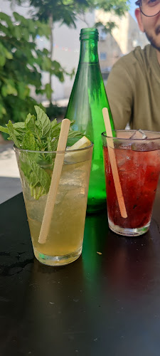 נחמה 2, תל אביב-יפו