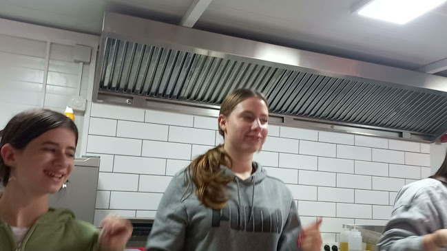 Opinii despre האדומה פוד טראק עם בשר מהגולן în רמות - הסעדה