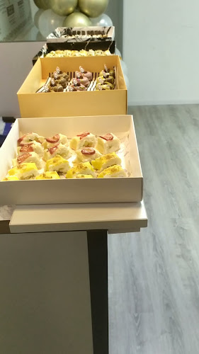 Rollada סושי פירות - סושי שוקולד - הסעדה