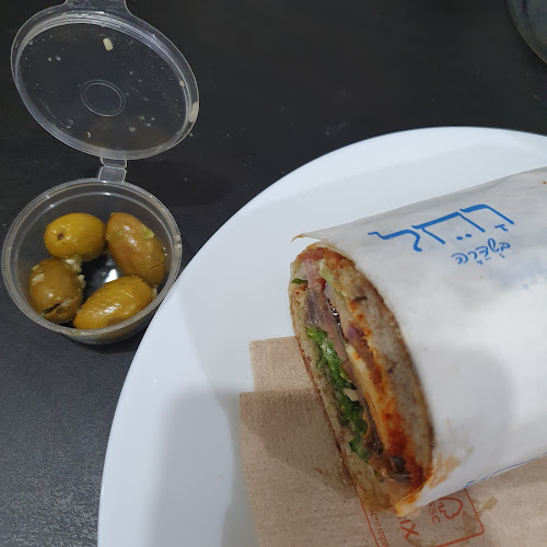 רחל בשדרה - שרונה מרקט - הסעדה