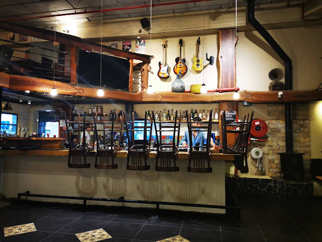 שבתאי פיצה ובירה אבן יהודה - אבן יהודה