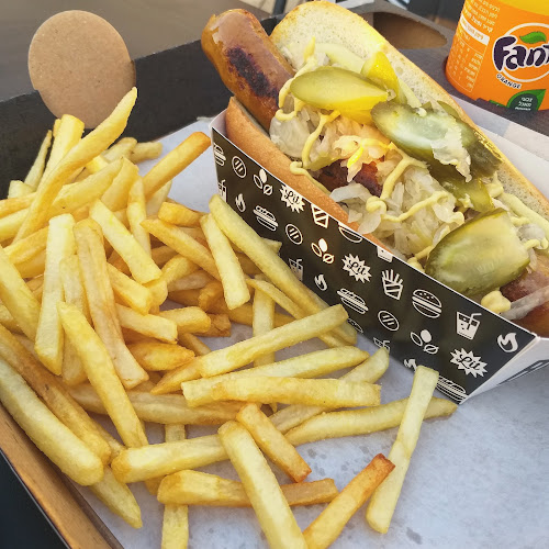 Brothers Local Burger - הסעדה