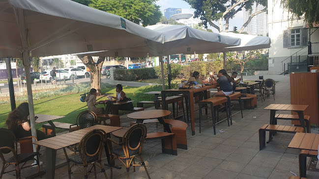 Opinii despre מקדונלד'ס - שרונה ת"א în תל אביב-יפו - הסעדה