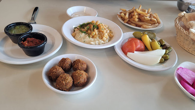 חומוס אבו סאבר - הסעדה