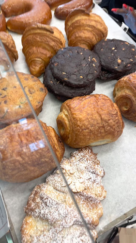 Comentarii opinii despre מאפיית לחמים - עזריאלי ת"א