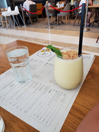 קניון ביג פאשן, שדרות יגאל אלון 1, בית שמש