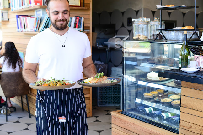 Comentarii opinii despre קפה גן סיפור ירושלים