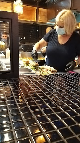 רחל בשדרה - שרונה מרקט - תל אביב-יפו