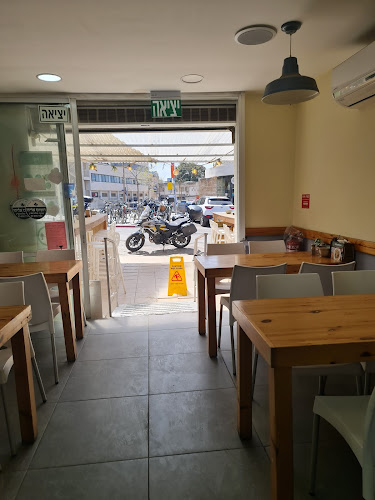 Comentarii opinii despre חומוס אליהו פלורנטין