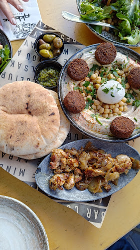 Comentarii opinii despre AKBAR בשוק הפשפשים אקבר - בר מסעדה