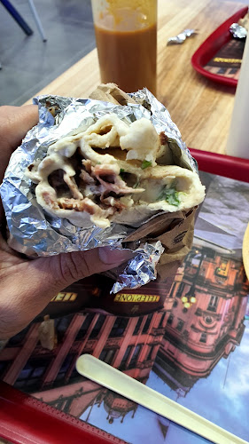 שווארמה בעיר - הסעדה