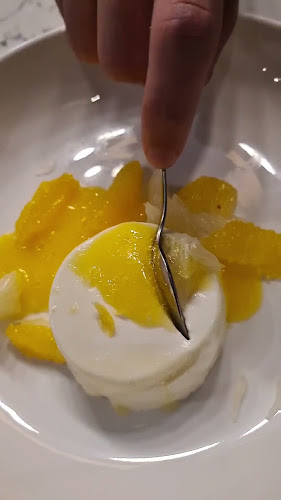 נאופוליטן - הסעדה