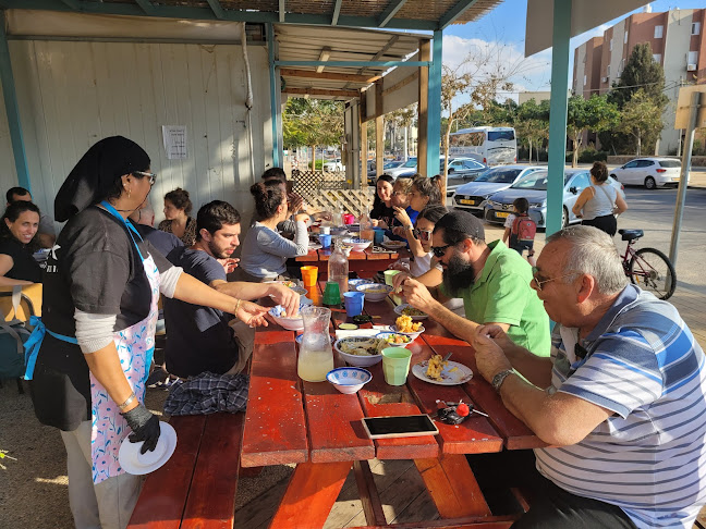 Comentarii opinii despre אינתי חומוסיה דרומית