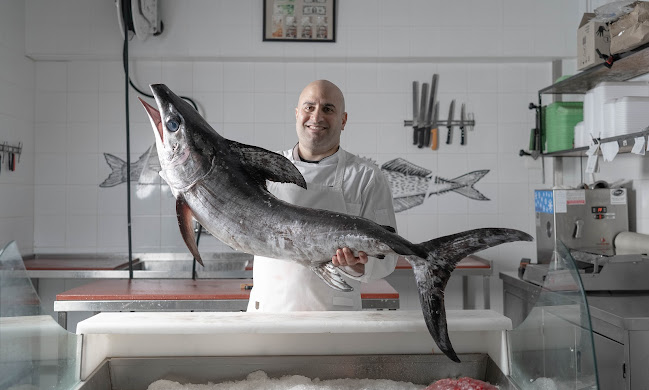 Opinii despre פליי פיש - דגים טריים בתל אביב | פירות ים în תל אביב-יפו - הסעדה